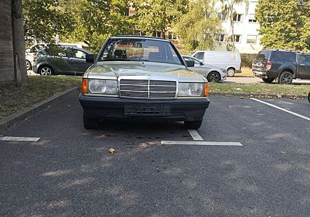 Mercedes-Benz 190 E 2 Hand Schiebedach Automatik