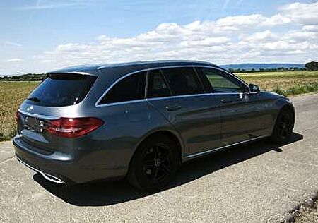 Mercedes-Benz C 220 (BlueTEC) d T Avantgarde