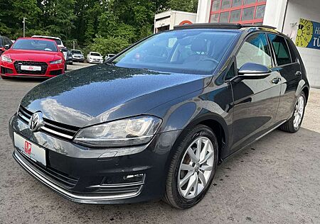 VW Golf Volkswagen VII Lim. Allstar AHK Xenon Panorama PDC Eu6