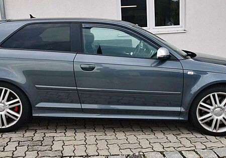 Audi S3 2.0 TFSI quattro*XENON*REIFEN NEU*EURO4*