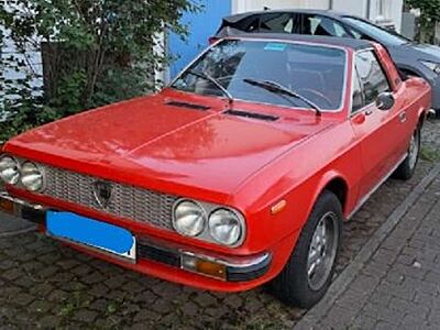 Lancia Beta Spider, Targa