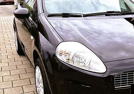 Fiat Grande Punto 1.2 8V Dynamic Unfallfrei