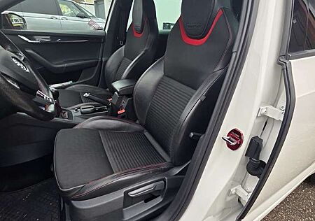 Skoda Octavia Combi 2.0 TSI RS kombi ACC, Black paket, traveller