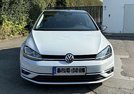 VW Golf Volkswagen 1.0 TSI Sound