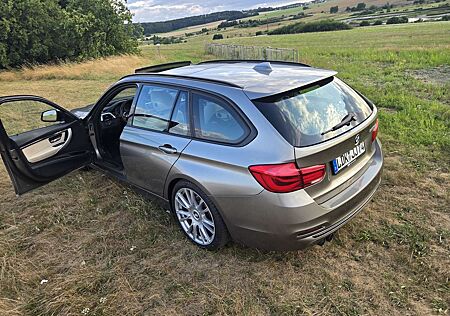 BMW 325d 325 Touring Aut. Luxury Line