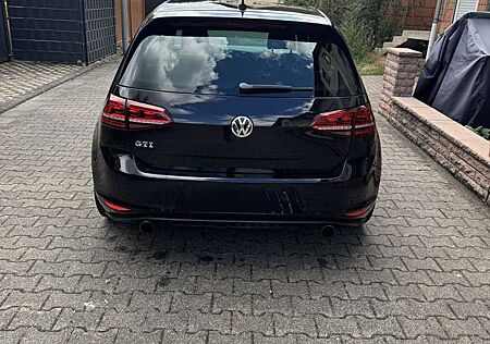 VW Golf GTI Volkswagen GTI BMT