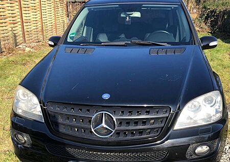 Mercedes-Benz ML 320 CDI 4Matic 7G-TRONIC DPF