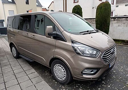 Ford Tourneo Custom 320 L1H1 VA Titanium