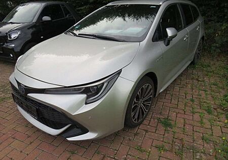 Toyota Corolla gebraucht kaufen Toyota Corolla Touring Sports 2.0 Hybrid Team Deutschland