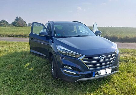 Hyundai Tucson +2.0+CRDi+4WD+Advantage