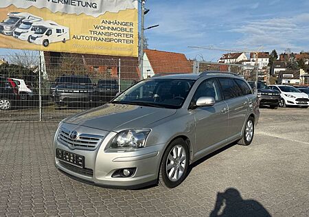 Toyota Avensis Kombi 1.8 Executive Navi Xenon Klima AHK
