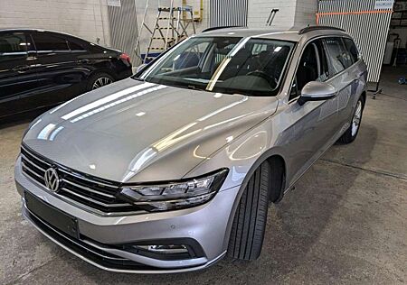 VW Passat Variant Volkswagen 2.0TDI DSG LED NAVI SPORTS TP PDC