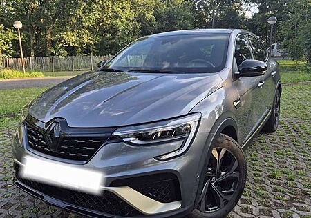 Renault Arkana E-Tech engineered Full Hybrid 145