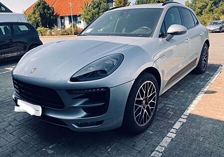 Porsche Macan GTS PDK