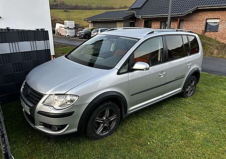 VW Cross Touran Volkswagen 2.0 TDI DPF DSG