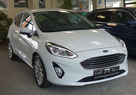 Ford Fiesta Titanium 1.0 EB+ACC+RFK+Navi+Lenkrad heizbar+BLIS+