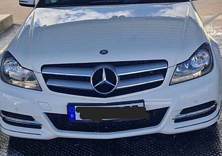 Mercedes-Benz C 180 Coupe BlueEFFICIENCY 7G-TRONIC Edition 1