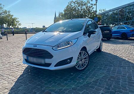 Ford Fiesta 1.5 TDCi 1 VORBESITZER EURO 6 TOP GEPFLEGT