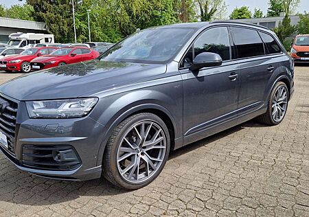 Audi SQ7 4.0 TDI quattro*LED*7-Sitze*Pano*4xSHZ*AHK*Massage