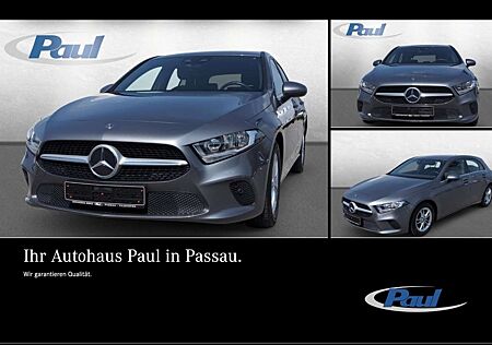 Mercedes-Benz A 180 d PDC SpurH Navi Virtual AHK KlimaA SHZ