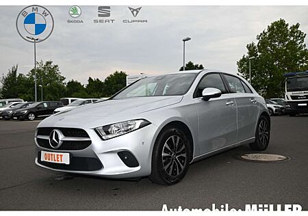 Mercedes-Benz A 200 Navi Digitales Cockpit Apple CarPlay SHz