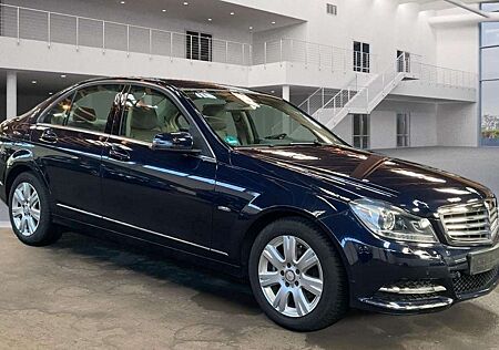 Mercedes-Benz C 250 (BlueEFFICIENCY) 7G-TRONIC Elegance