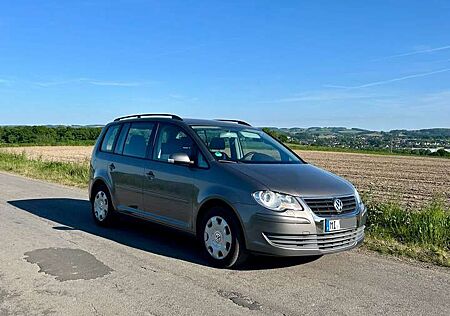 VW Touran Volkswagen 1.4 TSI Trendline 7 sitzer Anhängerkupp