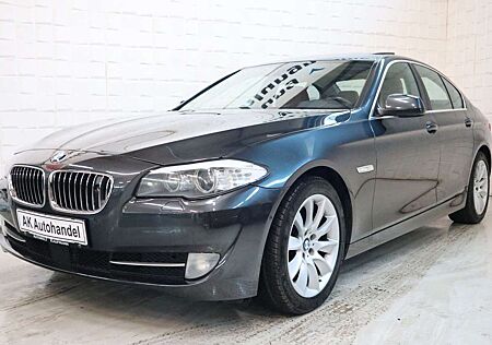BMW 535 i Lim.Navi Vollleder PDC Kam. SHZ Schiebedach