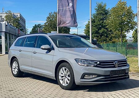 VW Passat Variant Volkswagen Business 2.0 TDI LED DSG ACC Kam