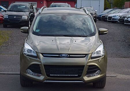 Ford Kuga Titanium 4WD AUTOMATIK VOLLAUSSTATTUNG