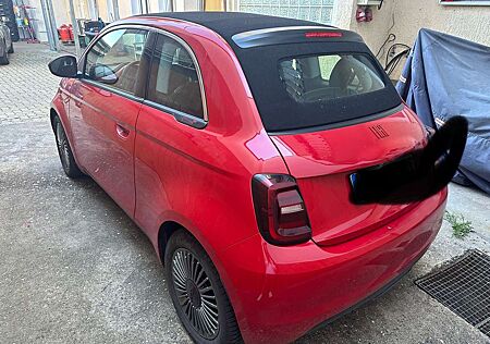 Fiat 500E Cabrio