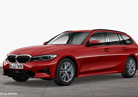 BMW 330 e xDrive Touring