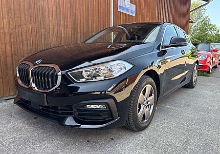 BMW 118 d Aut. Navi Driving Assist Wireless Kamera