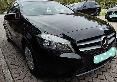 Mercedes-Benz A 180 CDI (BlueEFFICIENCY) TÜV Neu NAVI ZR neu