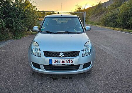 Suzuki Swift Lim. Club