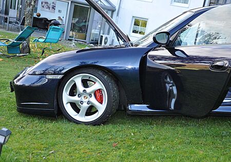 Porsche 996 911 Carrera 4S
