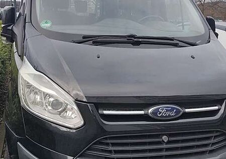 Ford Tourneo Custom 300 L1H1 VA Titanium