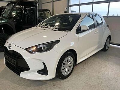 Toyota Yaris Hybrid Business Edition Navi SHZ Tempomat