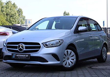 Mercedes-Benz B 180 /1.Hand/Panorama/Navi/Kamera/Spur/Sitzhzg