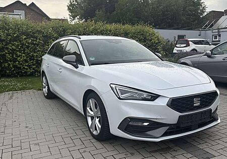 Seat Leon Sportstourer 2.0 TDI DSG FR / AHK /ALL WETTER