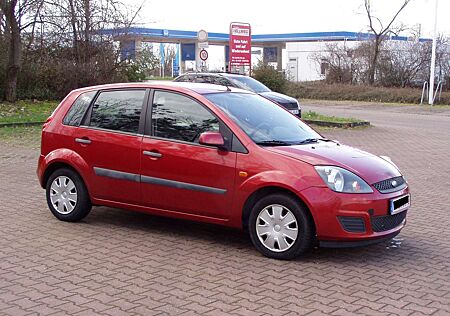 Ford Fiesta 1.3 Fun X # Klima # sehr guter u. sauberer Zustand