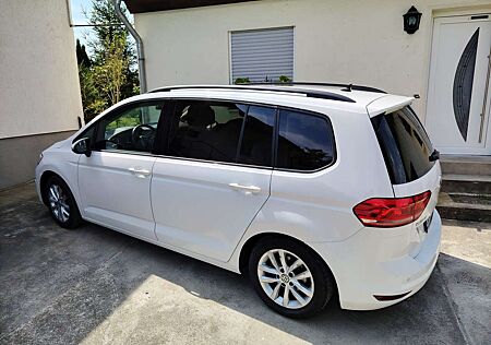 VW Touran Volkswagen 2.0 TDI – Modell 2016 – 305.000 km – 11.
