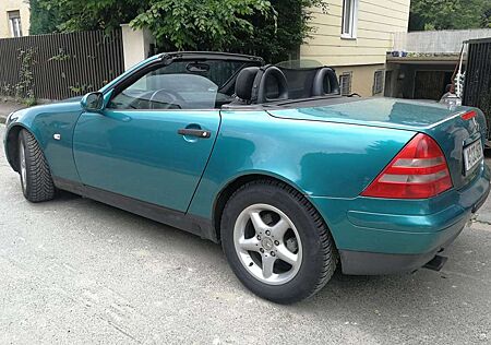 Mercedes-Benz SLK 200