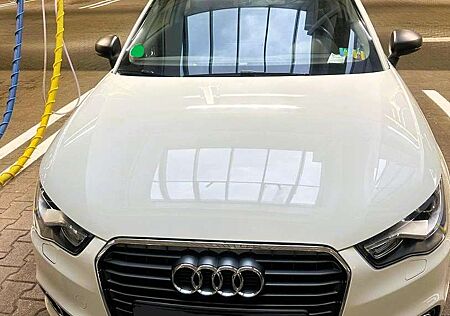 Audi A1 Diesel 1.6 TDI Ambition