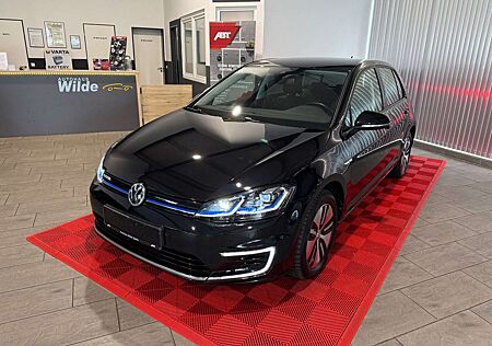 VW Golf Volkswagen VII Lim. e- ACC LED Navi