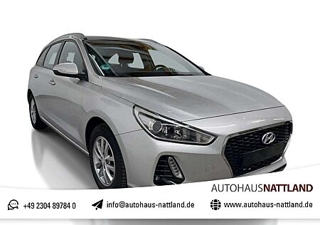 Hyundai i30 cw PDC Klima Bluetooth