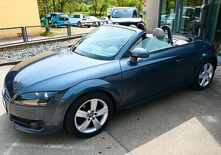 Audi TT Coupe/Roadster 2.0 TFSI Cabrio