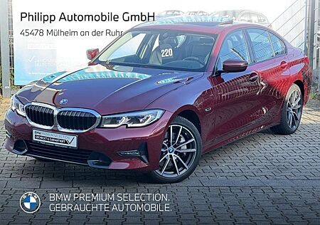 BMW 330 e Sport Line Glasdach LASER HuD RFK Ad.M.Fahrw.