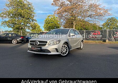 Mercedes-Benz A 180 A -Klasse BlueEfficiency*Navi*Tempo.