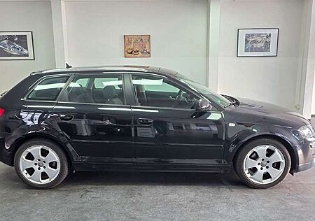 Audi A3 1.4 TFSI Ambition Panorama TÜV 12/2027